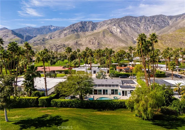 Photo 3 of Sale Pending at 2736 S Camino Real, Palm Springs, CA 92264 | MLS# OC26048699 | Listing updated on 2026-09-30