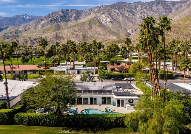 Photo 3 of Sale Pending at 2736 S Camino Real, Palm Springs, CA 92264 | MLS# OC26048699 | Listing updated on 2026-09-30