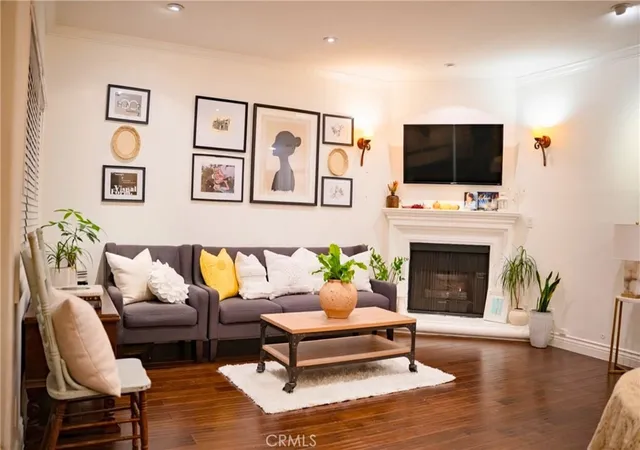 5th image of 4128 Whitsett #101, Studio City, CA 91604 | MLS# SR26051250