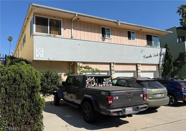 Homes for sale in Santa Monica, CA | 1129 Lincoln Blvd, Santa Monica, CA 90403 | MLS# SB26051364