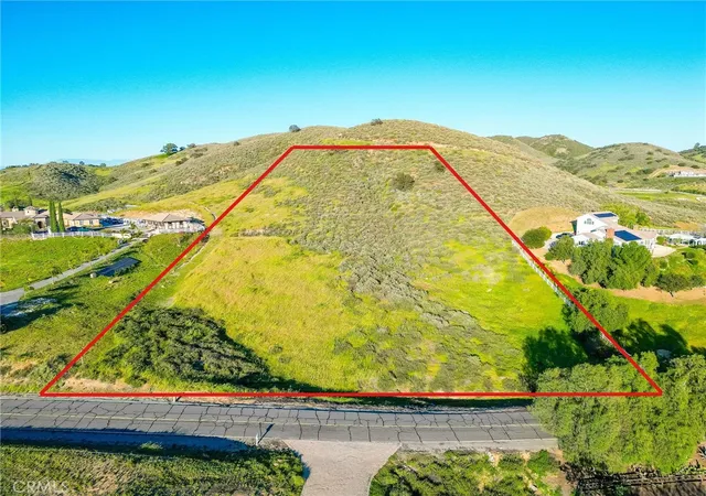Photo 1 of Land for sale at 0 Calle De Suenos, Murrieta, CA 92562 | MLS# IV26050604 | Listing updated on 2026-09-09