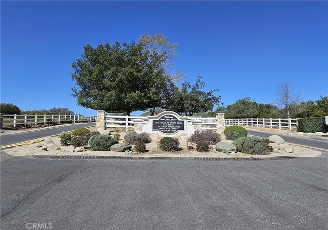 Photo 2 of Land for sale at 0 Calle De Suenos, Murrieta, CA 92562 | MLS# IV26050604 | Listing updated on 2026-09-09