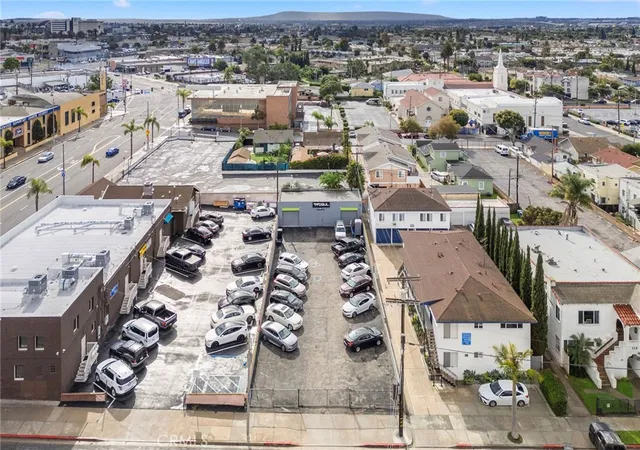 Land for sale at 124 W Kelso, Inglewood, CA 90301 | MLS# SB26051514