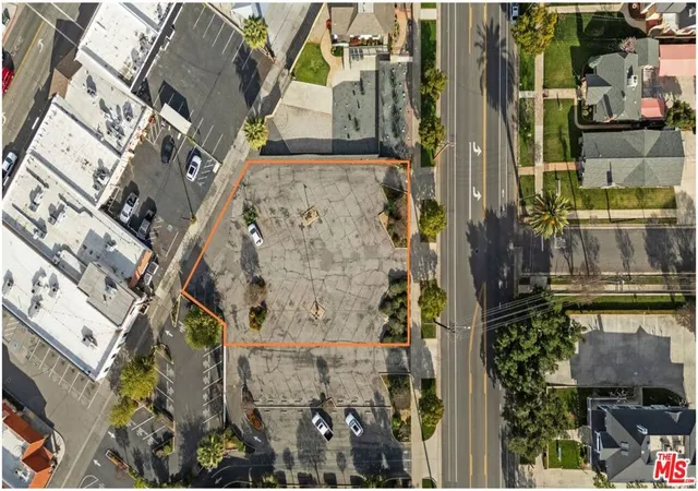 6th image of 211 E Olive Ave, Redlands, CA 92373 | MLS# 26661985