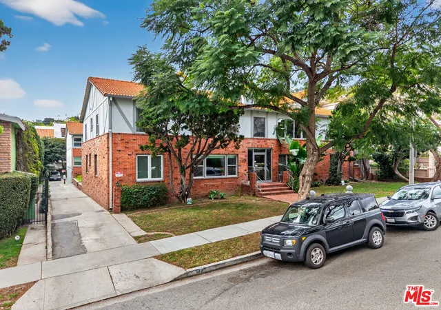 Homes for sale in West Hollywood, CA | 1429 Havenhurst Dr, West Hollywood, CA 90046 | MLS# 26661681