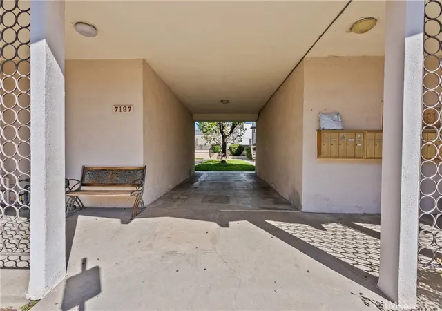 4th image of 7137 Coldwater Canyon Ave #10, North Hollywood, CA 91605 | MLS# SR26051535