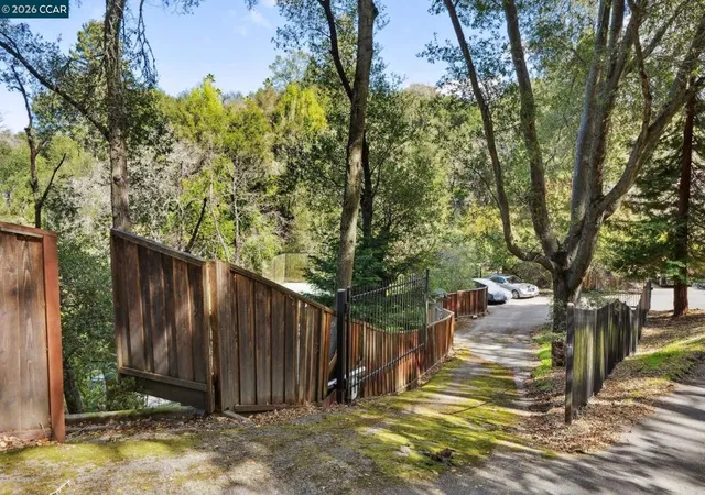 Land for sale at 49 Tiger Tail Ct, Orinda, CA 94563 | MLS# 41126541