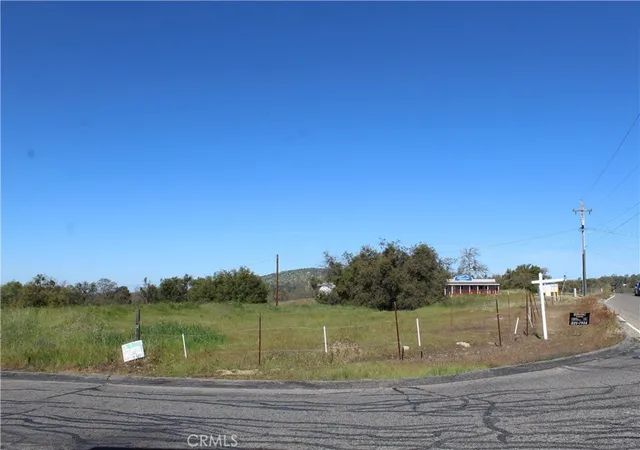 1st image of 0 Yosemite Spring Pkwy, Coarsegold, CA 93614 | MLS# FR26051632