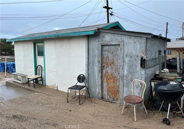15th image of 604 E Buena Vista, Barstow, CA 92311 | MLS# DW26051829
