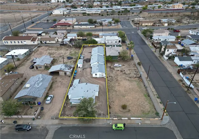 2nd image of 604 E Buena Vista, Barstow, CA 92311 | MLS# DW26051829