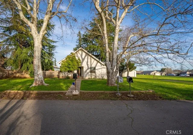 3rd image of 550 Bayles Ave, Red Bluff, CA 96080 | MLS# SN26050847