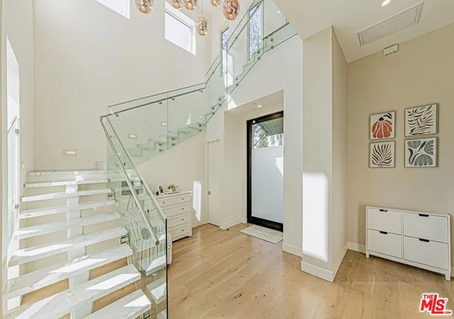 Photo 3 of Single family home for sale at 310 N Lucerne Blvd, Los Angeles, CA 90004 | MLS# 26661705 | Listing updated on 2026-09-30