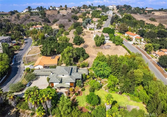 35th image of 2540 Crow Foot Ln, Diamond Bar, CA 91765 | MLS# PF26051927