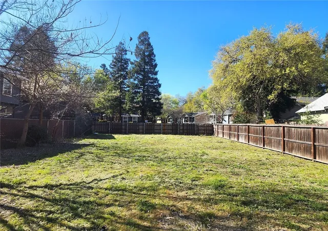 1st image of 0 W 7th St, Chico, CA 95928 | MLS# SN26051958