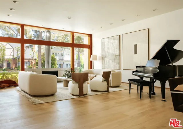 Photo 1 of Mansion for sale at 622 24th Street, Santa Monica, CA 90402 | MLS# 26650211 | Listing updated on 2026-10-05