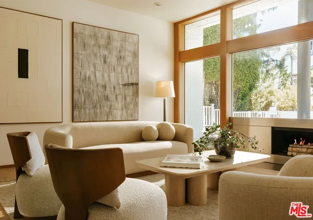 Photo 2 of Mansion for sale at 622 24th Street, Santa Monica, CA 90402 | MLS# 26650211 | Listing updated on 2026-10-05
