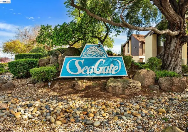 Homes for sale in San Leandro, CA | 14359 Outrigger Dr, San Leandro, CA 94577 | MLS# 41126581