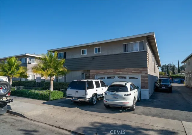2nd image of 1118 1124 N Mayfair Ave, Anaheim, CA 92801 | MLS# OC26052256