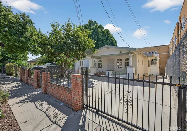 4th image of 3538 London, Los Angeles, CA 90026 | MLS# PW26052420