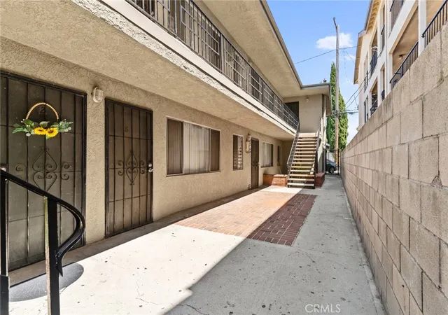 Multi family home for sale at 1036 Saint Louis, Long Beach, CA 90804 | MLS# RS26052383 | Listing updated on 2026-09-29