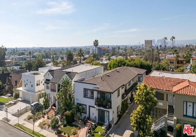 21st image of 1323 S Ridgeley Dr, Los Angeles, CA 90019 | MLS# 26658983