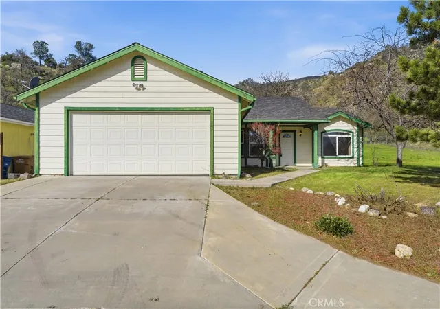 Photo 1 of Sale Pending at 21276 White Pine #39, Tehachapi, CA 93561 | MLS# SR26052536 | Listing updated on 2026-09-16