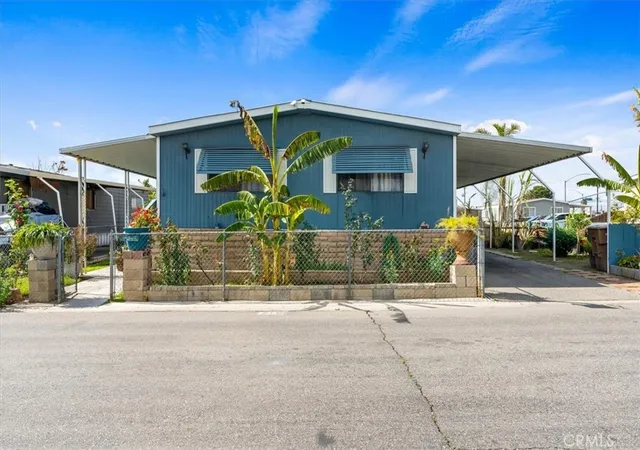 1st image of 216 Vivian Ln, Bakersfield, CA 93308 | MLS# SR26052616