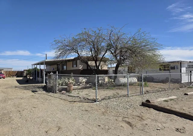 39th image of 9554 Avenue E, Bombay Beach, CA 92257 | MLS# 219144570DA