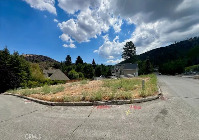 1st image of 5419 Pacific Crest Dr, Wrightwood, CA 92397 | MLS# HD26052535