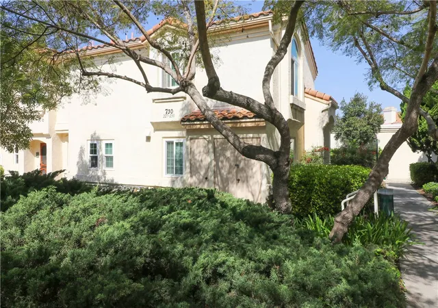 Homes for sale in Vista, CA | 730 Breeze Hill #230, Vista, CA 92081 | MLS# PW26052915