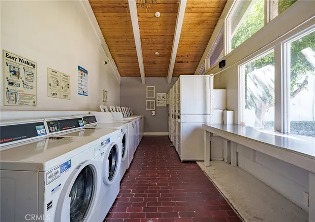 2nd image of 1250 S Brookhurst, Anaheim, CA 92804