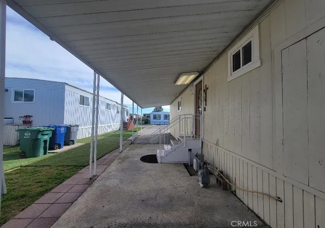 Photo 4 of Manufactured home for sale at 2151 E Pacheco Space 20, Los Banos, CA 93635 | MLS# MC26052956 | Listing updated on 2026-07-09