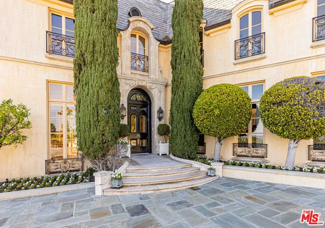 Photo 1 of Single family home for sale at 1115 La Altura Rd, Beverly Hills, CA 90210 | MLS# 26662899 | Listing updated on 2026-09-03