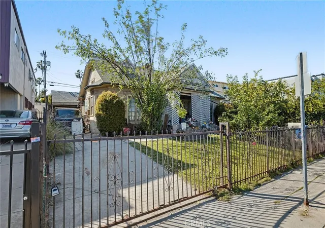 5th image of 773 N Alexandria Ave, Los Angeles, CA 90029 | MLS# OC26050195