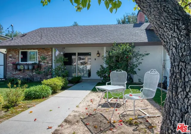 Homes for sale in Calabasas, CA | 22650 Jameson Dr, Calabasas, CA 91302 | MLS# 26658179