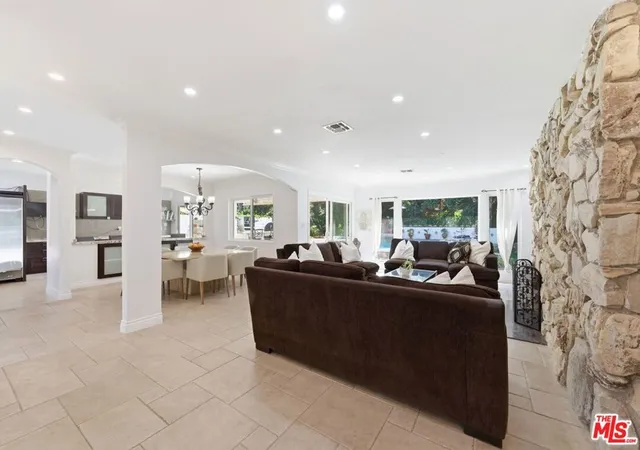 Homes for sale in Calabasas, CA | 22650 Jameson Dr, Calabasas, CA 91302 | MLS# 26658179