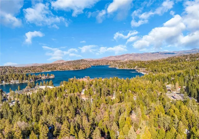 Homes for sale in Lake Arrowhead, CA | 377 Hillside, Lake Arrowhead, CA 92352 | MLS# IG26052149