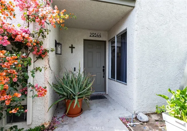 Homes for sale in Murrieta, CA | 29344 Via Frontera, Murrieta, CA 92563 | MLS# SW26053156