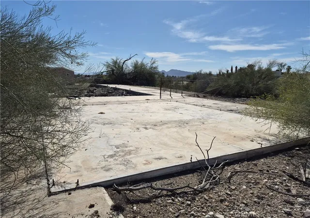 3rd image of 149665 Lakota Ct, Big River, CA 92242 | MLS# HD26052099