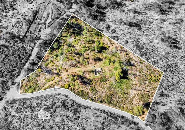 2nd image of 12061 Gifford Springs Rd, Cobb, CA 95426 | MLS# LC26053167