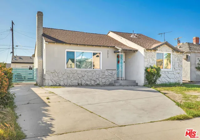 1st image of 7317 Tujunga Ave, North Hollywood, CA 91605 | MLS# 26662157