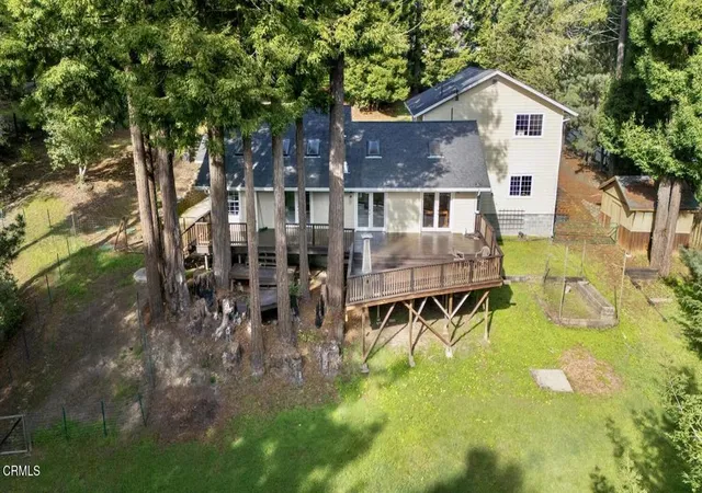 3rd image of 18940 Timber Pointe Dr, Fort Bragg, CA 95437 | MLS# C1-11290