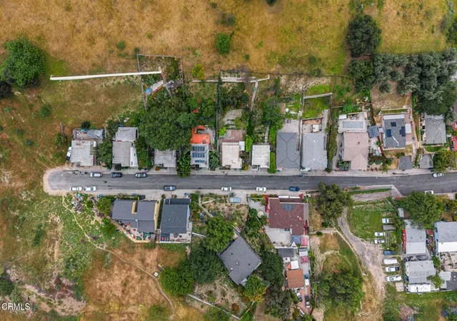 1st image of 0 E E Ave 33, Los Angeles, CA 90031 | MLS# P1-26205