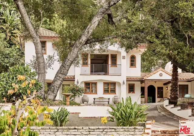 Homes for sale in Malibu, CA | 3268 Serra Rd, Malibu, CA 90265 | MLS# 26662947