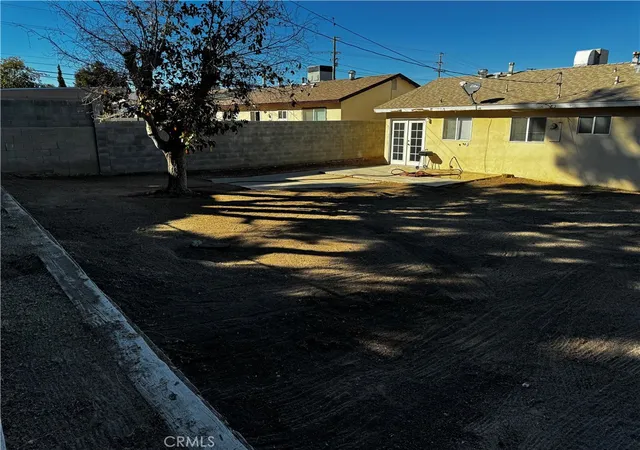 Photo 3 of Single family home for sale at 1812 Calico, Barstow, CA 92311 | MLS# IG26053368 | Listing updated on 2026-07-16