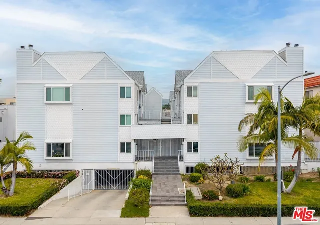 1st image of 1121 E Wilson Ave #12, Glendale, CA 91206 | MLS# 26662993