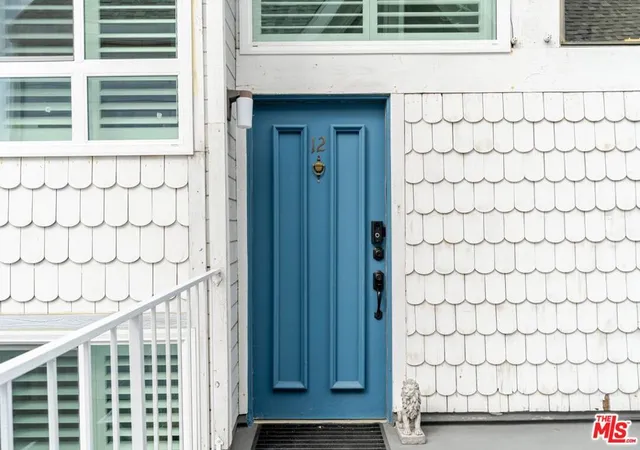 2nd image of 1121 E Wilson Ave #12, Glendale, CA 91206 | MLS# 26662993