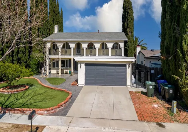 Homes for sale in Newhall, CA | 19707 Green Mountain Dr, Newhall, CA 91321 | MLS# SR26052796