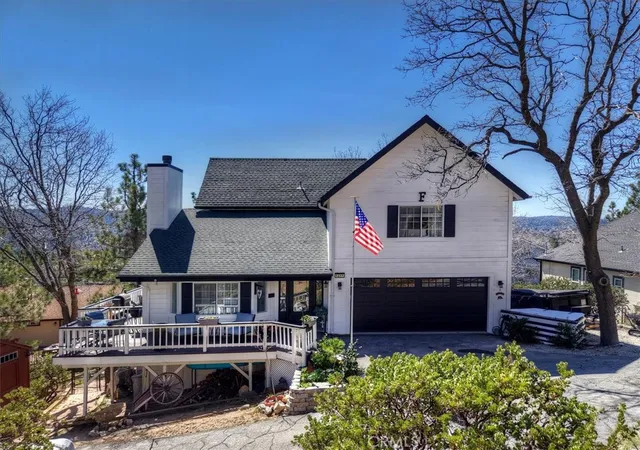Homes for sale in Lake Arrowhead, CA | 1211 Yosemite, Lake Arrowhead, CA 92352 | MLS# IG26053378