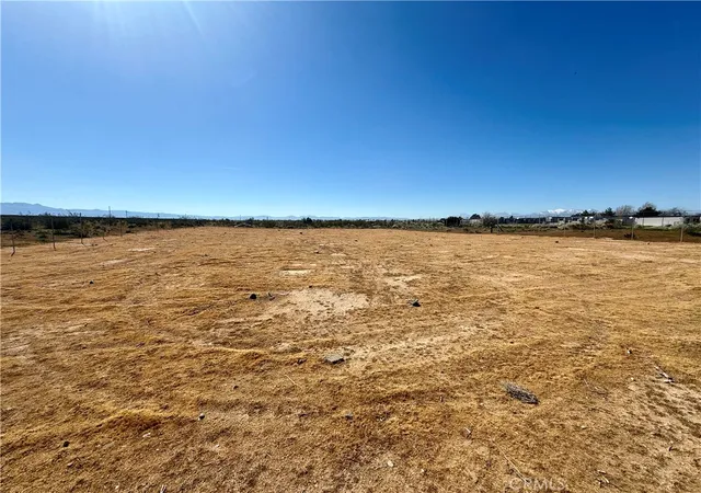 1st image of 1 Lemon, Hesperia, CA 92345 | MLS# DW26053628